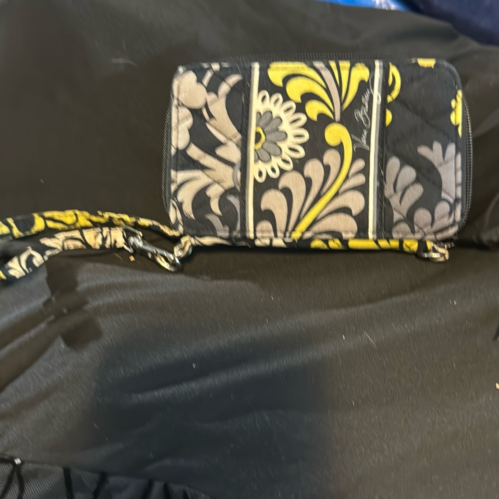 Nice black and yellow wallet